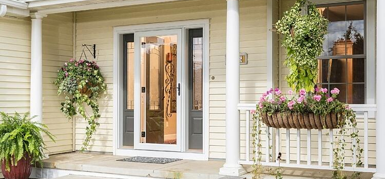 screen door installation in Quartz Hill